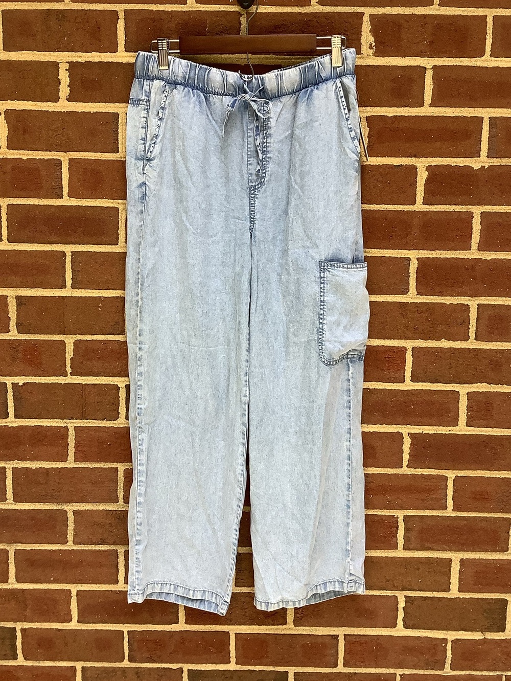 NWT $60 Hope and Harlow Bleach Wash Blue Loose Lyocell Pants Elastic Waist S